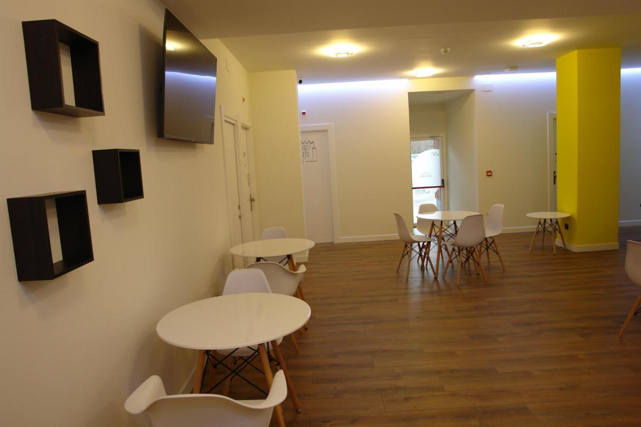 Hostel Trovadores Burgo Eksteriør bilde