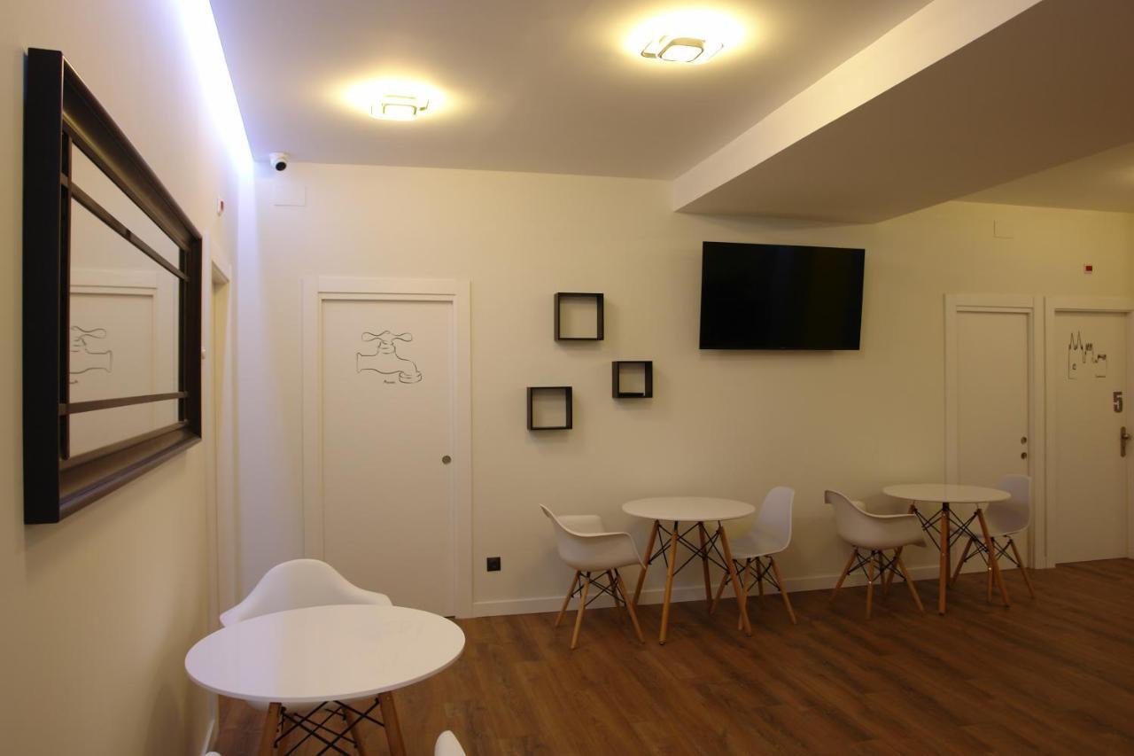 Hostel Trovadores Burgo Eksteriør bilde