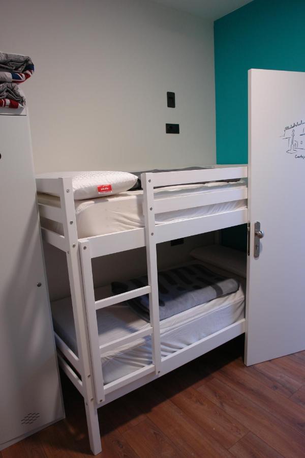 Hostel Trovadores Burgo Eksteriør bilde